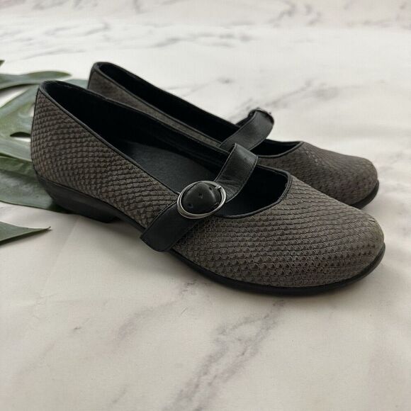 Dansko Womens Mary Jane Ballet Flats Size 38 Gray Black Leather Snakeskin - Picture 1 of 7